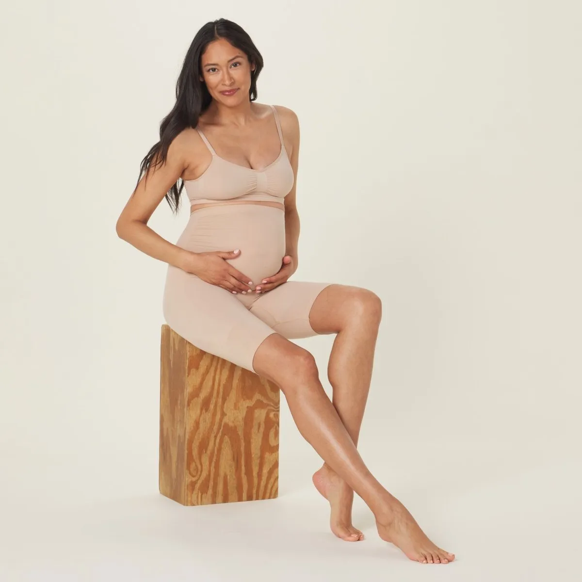 EverieShape Maternity High Rise Short