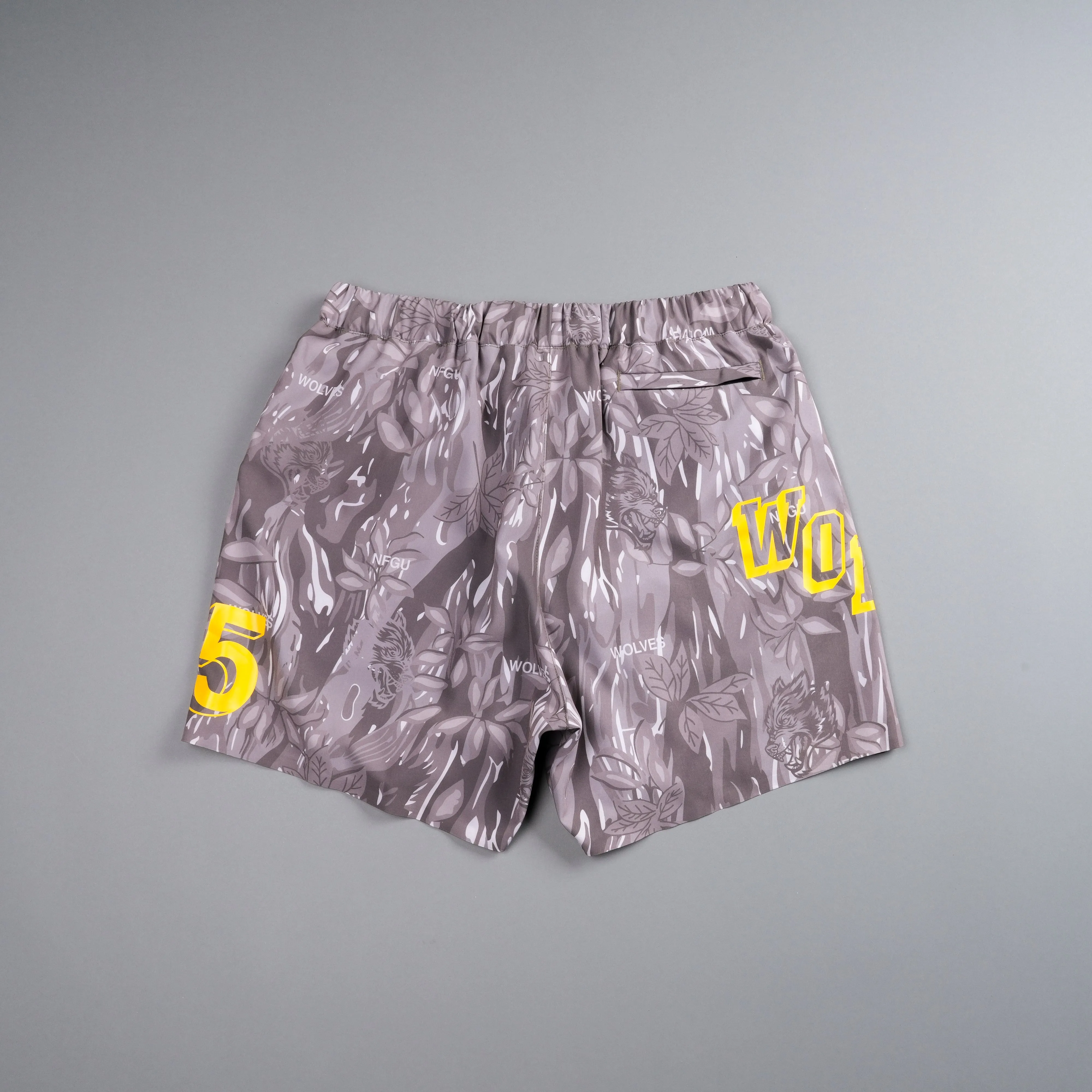 STAIRS COMPRESSION SHORTS IN OAK NORSE CAMO